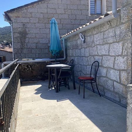 Bel Appartement Au Coeur Du Village De Sartene ภายนอก รูปภาพ